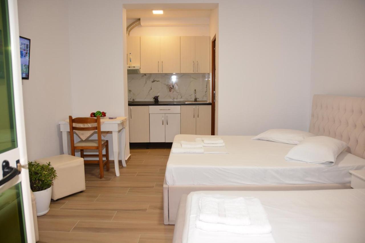 Mico'S Apartments Vlorë Exteriér fotografie