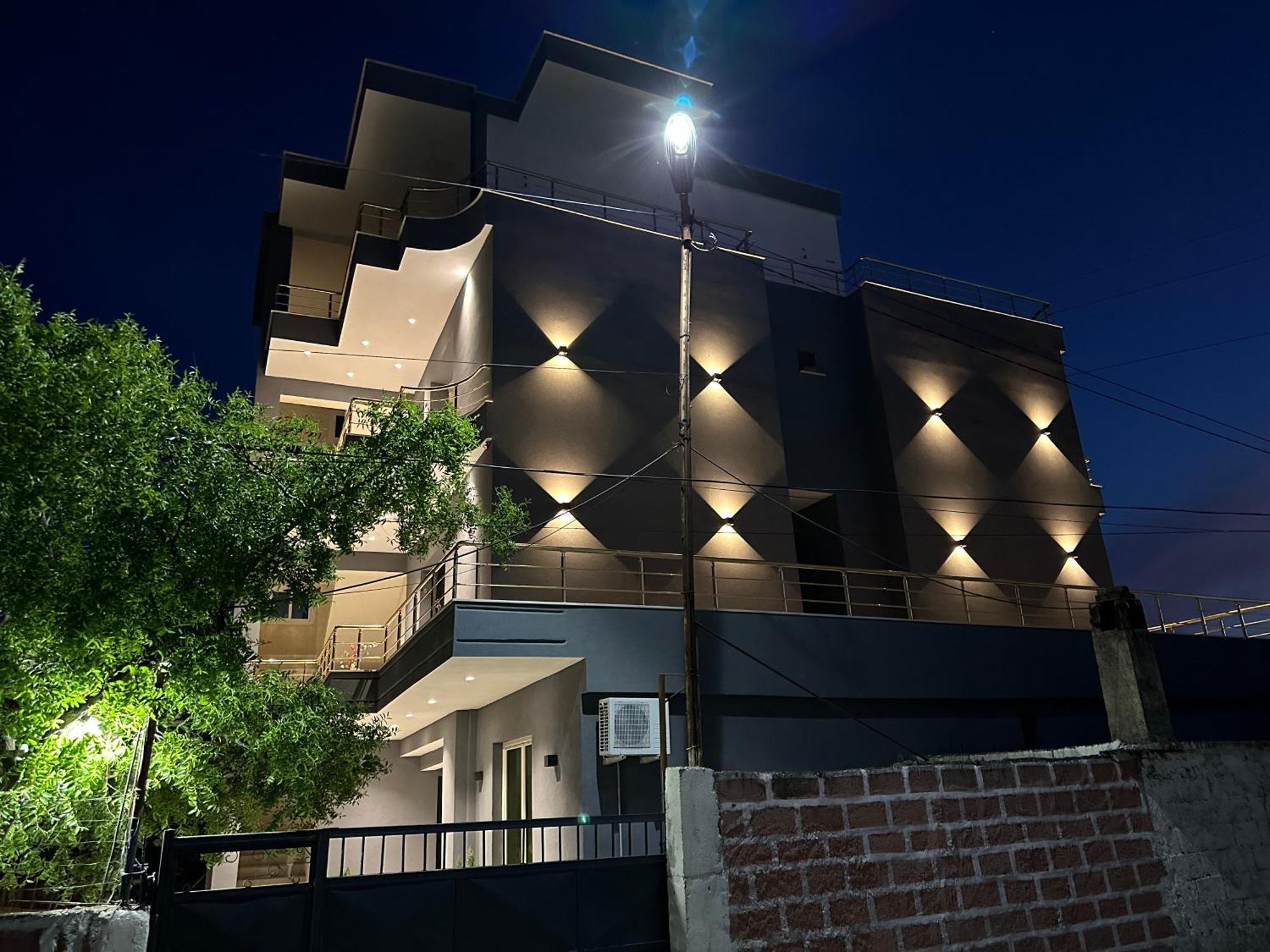 Mico'S Apartments Vlorë Exteriér fotografie